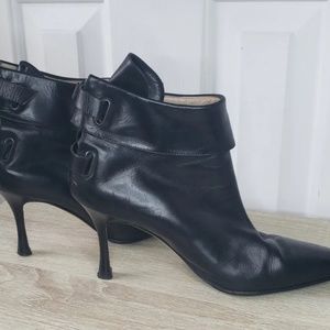 Manolo Blahnik Y2K black leather buckle stiletto ankle booties Euro 37.5 / US 7